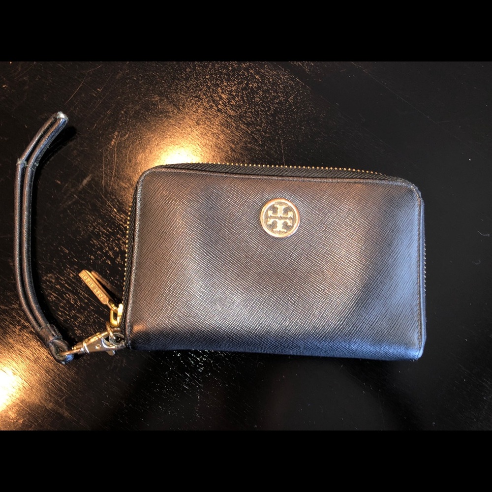 Tory Burch Tech Wristlet Wallet